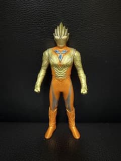 ウルトラヒーローシリーズ 84 グリッタートリガーエタニティ