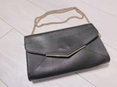 【美品】FURLA チェーンウォレット　チェーンバッグのサムネイル