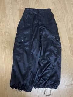 カーゴパンツ　ワークパンツ ドローストリング付きのサムネイル