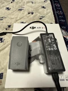DJI AIR 2S  バッテリー 充電器のサムネイル