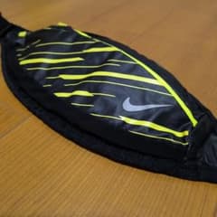NIKE ランニング ウエストポーチのサムネイル