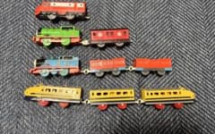 プラレール きかんしゃトーマス チャギントン　ドクターイエロー車両セットのサムネイル