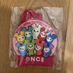 TWICE 公式ネームタグホルダーのサムネイル