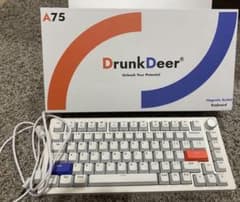 DrunkDeer A75 white ラピットトリガー ゲーミングキーボードのサムネイル