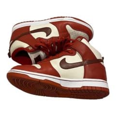 Nike WMNS Dunk High LXX "Cinnabar" レッドのサムネイル