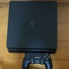 PlayStation®4 ジェット・ブラック 500GB CUH-2100A…のサムネイル