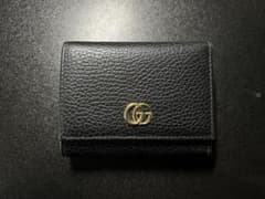 GUCCI マーモント 財布 三つ折り財布 レディース メンズのサムネイル