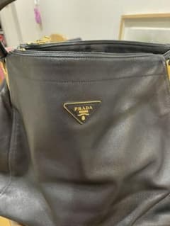 PRADA バック　黒のサムネイル