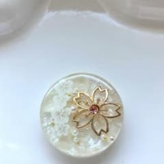 レジン ヘアゴム 桜と紫陽花 ホワイト◡̈♥︎ - メルカリ