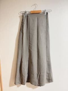 フレアスカート グレー シンプルのサムネイル