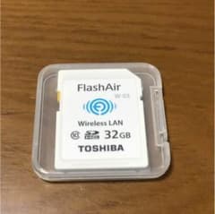 東芝フラッシュエアー32GBのサムネイル