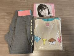 小倉唯グッズ ルームウェア Tシャツ カレンダー タオルのサムネイル