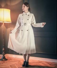 axes femme プリーツトレンチコート 白のサムネイル