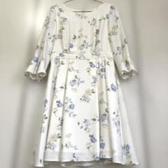 レッセパッセ　花柄 ワンピースのサムネイル