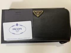 PRADA プラダ 長財布　中古　美品のサムネイル