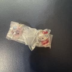 クリスタルめじるしアクセサリー　ハローキティ　マイメロディーのサムネイル