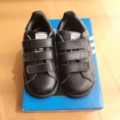 adidas スタンスミス  ブラック  14cmのサムネイル