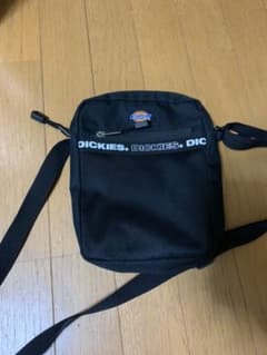 ショルダーバッグのサムネイル