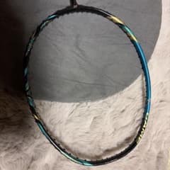 YONEX ASTROX 88S バドミントンラケット　ジャンク品のサムネイル