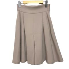 美品 FOXEY ウール プリーツ フレア スカート風 ワイド ハーフパンツのサムネイル