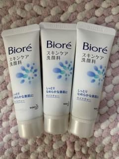 ビオレ スキンケア洗顔料 モイスチャー 30g【３本セット】のサムネイル