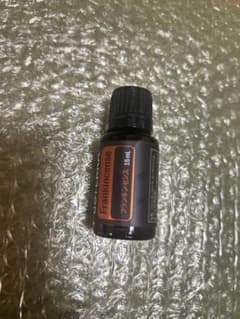 doTERRA/ドテラ フランキンセンス エッセンシャルオイル 15mLのサムネイル