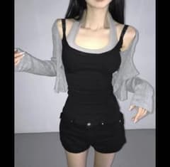 THEAIRTOWN キャミソール 黒 夏服 Y2K シズニルック ブラックのサムネイル