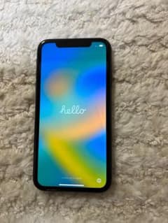 iPhone 11 64 GB au 画面割れあり箱無しのサムネイル