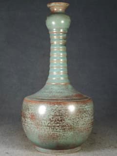 宋時代　汝窑开片　螺纹蒜头瓶 時代物 陶器 瓶 骨董品 旧家蔵出し 宋時代 汝窑开片 螺纹蒜头瓶 時代物 陶器 瓶 骨董品 旧家蔵出し - メルカリ