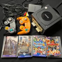 ゲームキューブ 本体 ＋ コントローラー2個 ＋ メモリーカード2個 ＋ ソフトのサムネイル