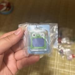 カエル ミニチュアフィギュア ボールチェーン付きのサムネイル