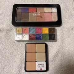 MAKE UP FOR EVER パレットセットのサムネイル