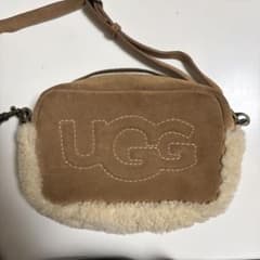 UGG ムートン ボア レザー　スエード カメラバッグ UGG リアルムートン ショルダーバッグ ブラウン ボア レザー スエード