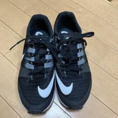 お値下げ！　NIKE ランニングシューズ　22.5cmのサムネイル