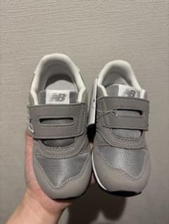 New Balance スニーカー グレーのサムネイル
