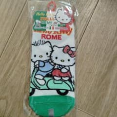 Hello Kitty ローマデザインソックス 22~24cmのサムネイル