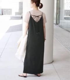 【2020SS】 IENA サテンキャミワンピース　黒　36イエナのサムネイル