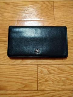 CHANEL　ココボタン　長財布のサムネイル