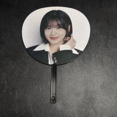 IVE YUJIN うちわ SHOW WHAT I HAVEのサムネイル