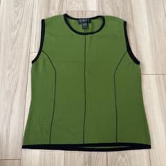 【古着】ニットベストのサムネイル