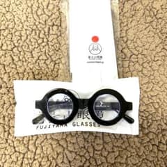 新品未使用 富士山眼鏡 丸メガネ ブラック ケース付 個性派 伊達眼鏡のサムネイル