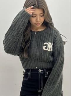 GYDA ニットのサムネイル