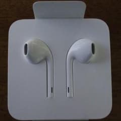 純正 iPhone イヤホンのサムネイル