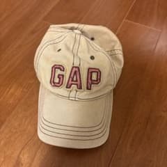 GAP ロゴ刺繍 ベースボールキャップ ベージュのサムネイル