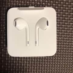 iPhone8 純正イヤホン アップルのサムネイル