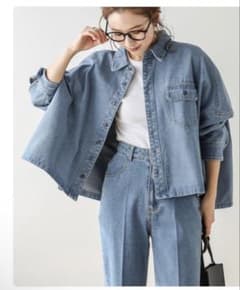 AMELY デニムジャケット　シャツ　ライトブルー　【新品】　8/30削除のサムネイル