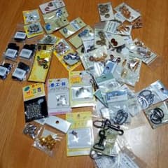 アクセサリーパーツ色々（ヘンプ細工などに使える！）のサムネイル