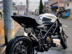 ストリートファイター　SC project マフラーのサムネイル