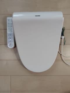 TOSHIBA 温水洗浄便座 SCS-S301 本体 2019年製 - メルカリ
