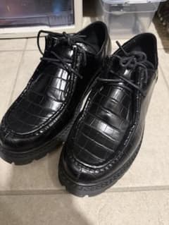 SUBCIETY クロコダイル風レザーシューズ ブラックのサムネイル